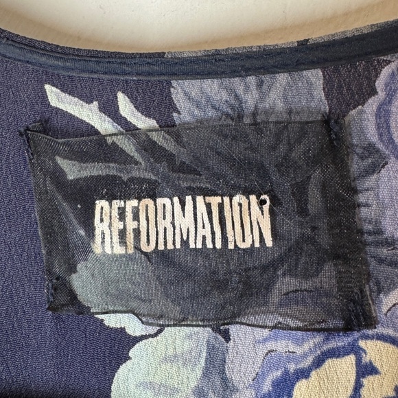 Reformation Oversized Floral Navy Blue Maxi Short Sleeves Wrap Cocktail Dress S - Picture 16 of 17